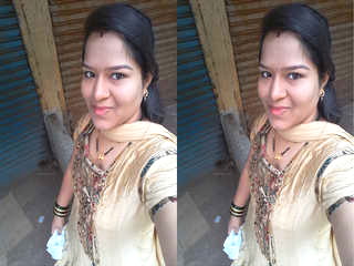 Caught on cam � today exclusive desi bhabhi part